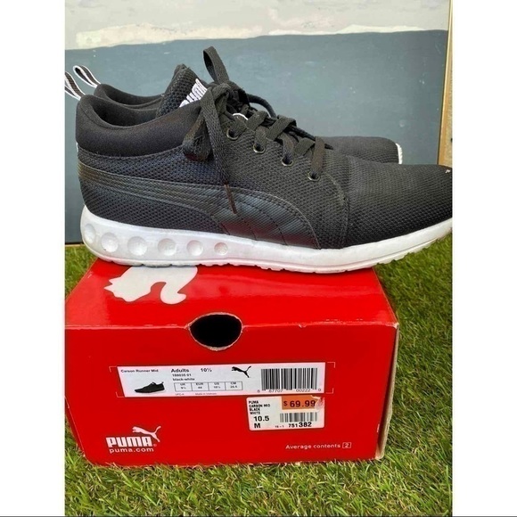 Puma Carson Runner Mid in Black Sneaker